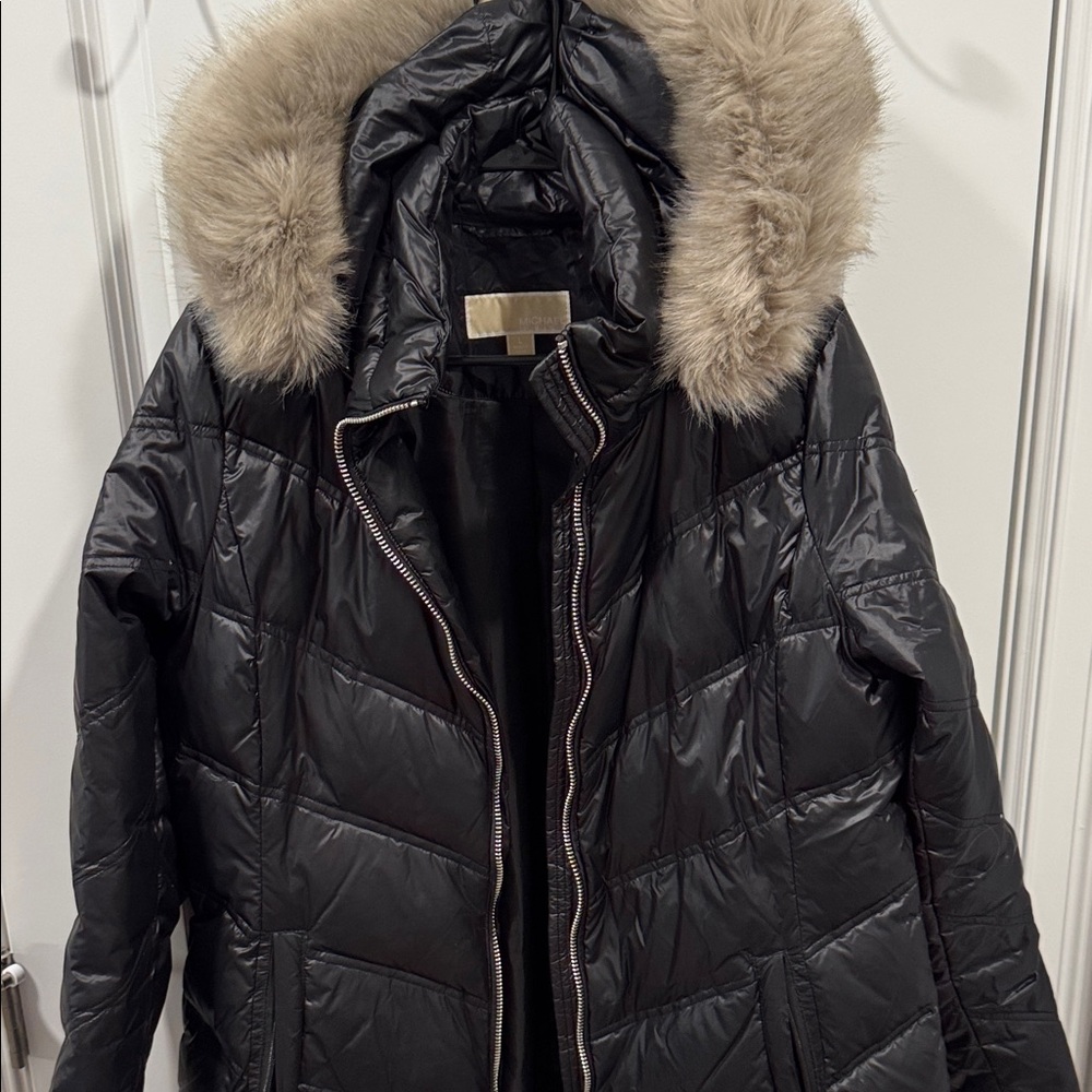 MICHAEL Michael Kors Black Puffer Jacket with Faux Fur Trim